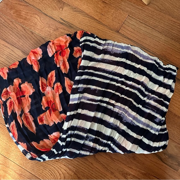 🌴 Tommy Bahama Infinity Summer Scarf🌴 - Picture 4 of 7